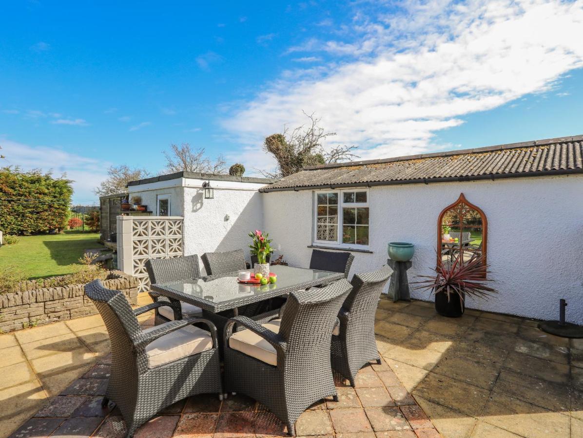 Ty Hen Villa Pwllheli Exteriör bild